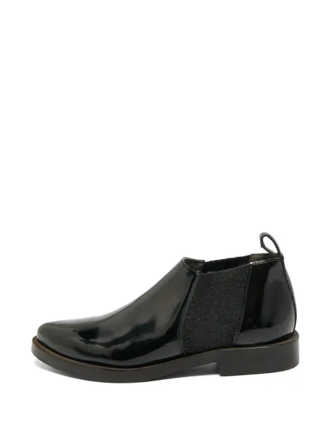 pointed-toe Chelsea boots