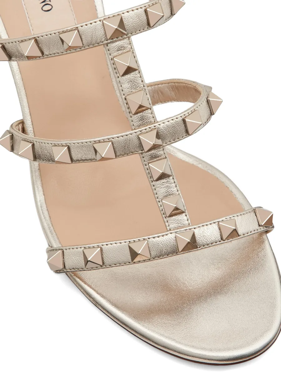босоножки Rockstud 60 с эффектом металлик 9