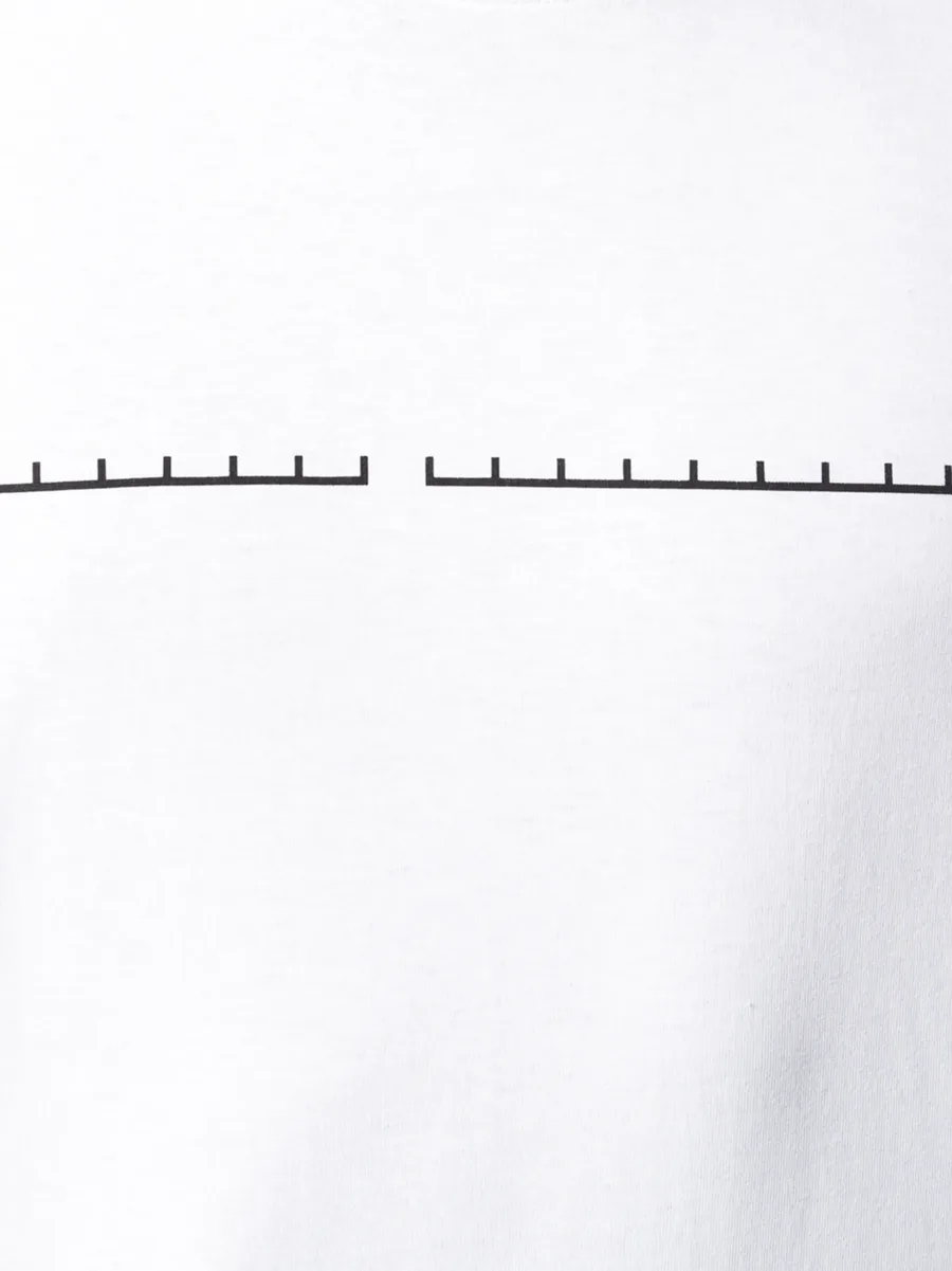 graphic print T-shirt 10