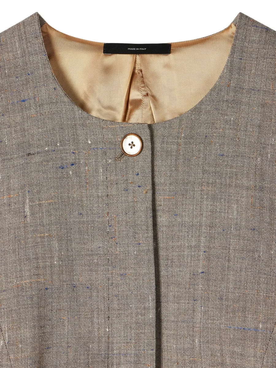 buttoned top 4