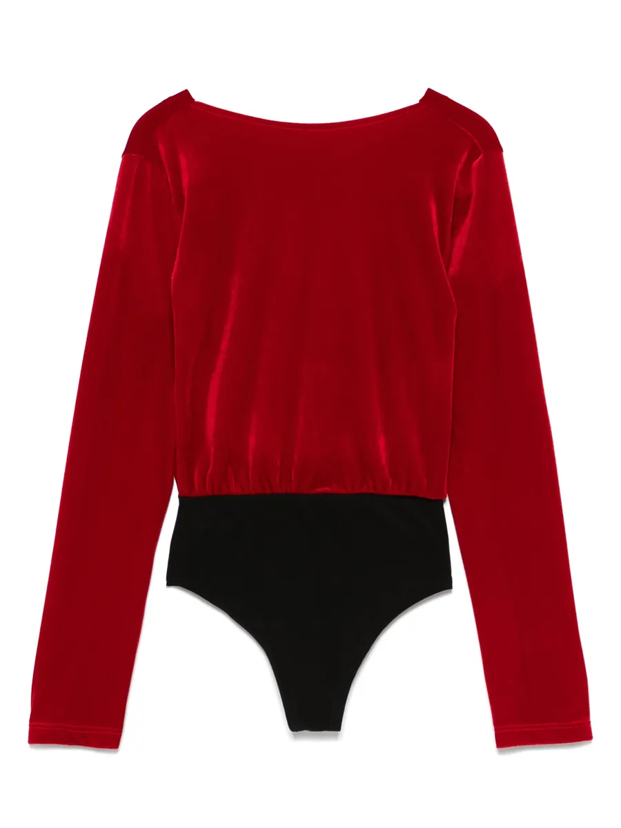 Lia body 4