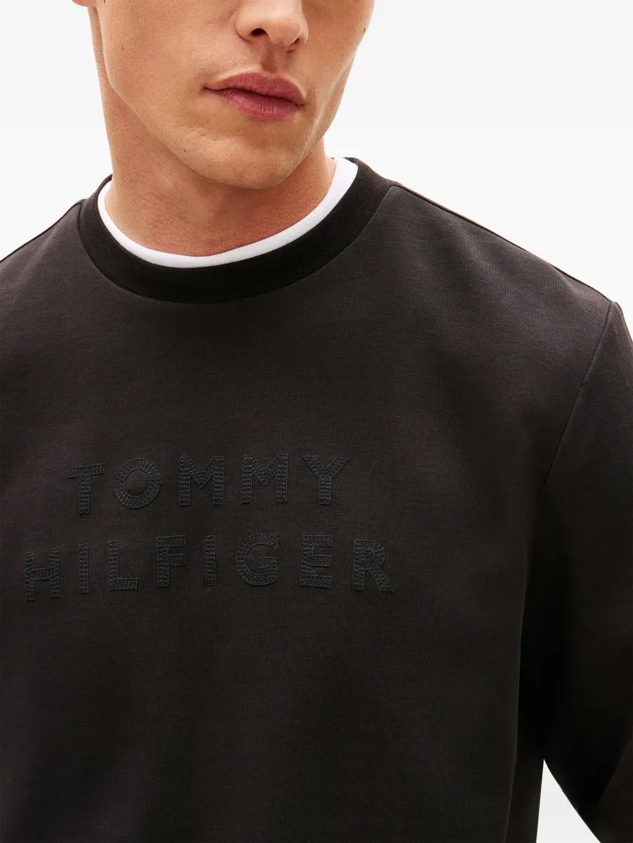 logo sweatshirt 9