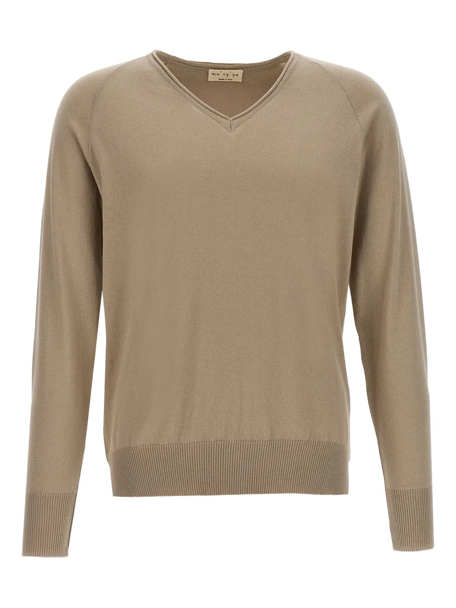 V-neck raglan-sleeve sweater 2