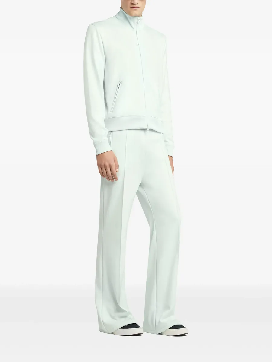 zip pocket sweatshirt 5