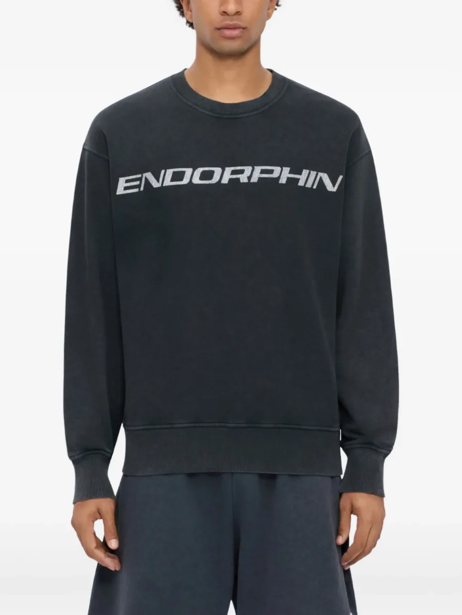 round-neck sweatshirt 6