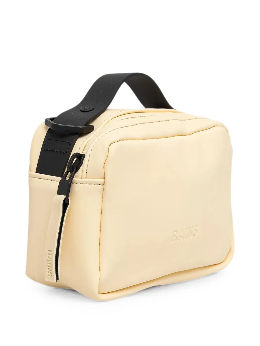 embossed shoulder bag 4