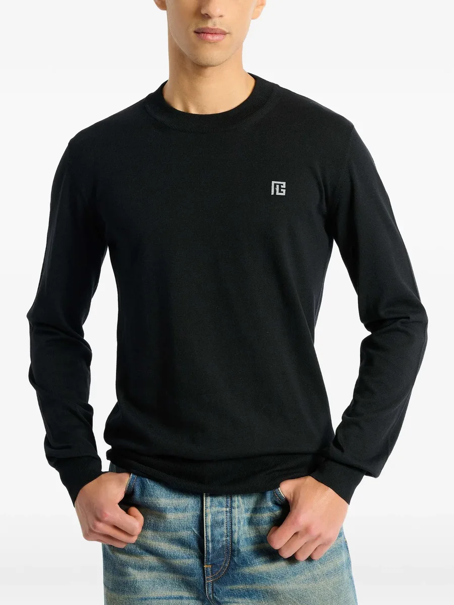 crew-neck sweater 10