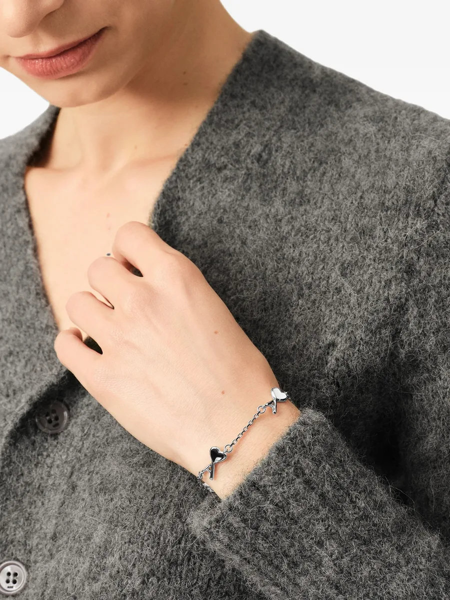 brass bracelet with hammered Ami de Coeur 7
