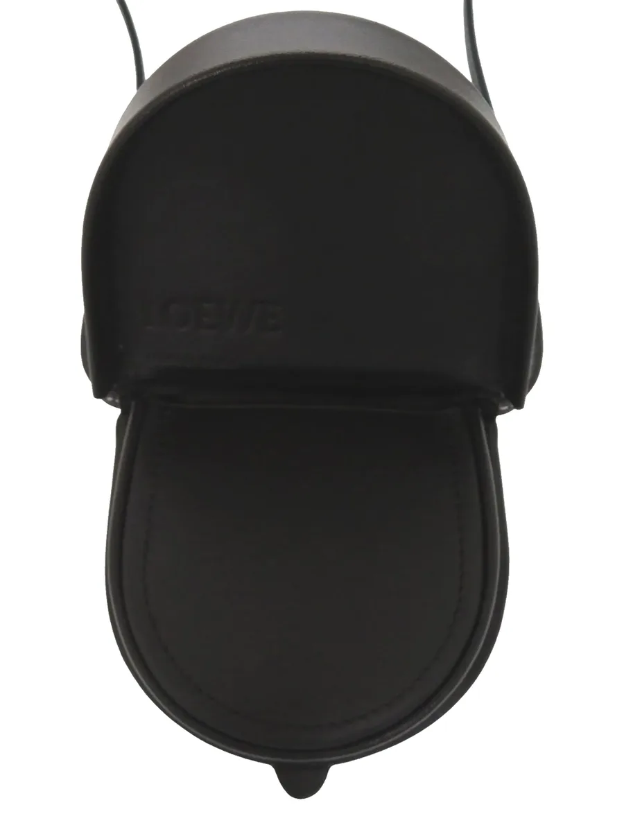 мини-сумка через плечо Soft Calfskin Anagram Heel Pouch (2019 год) 17