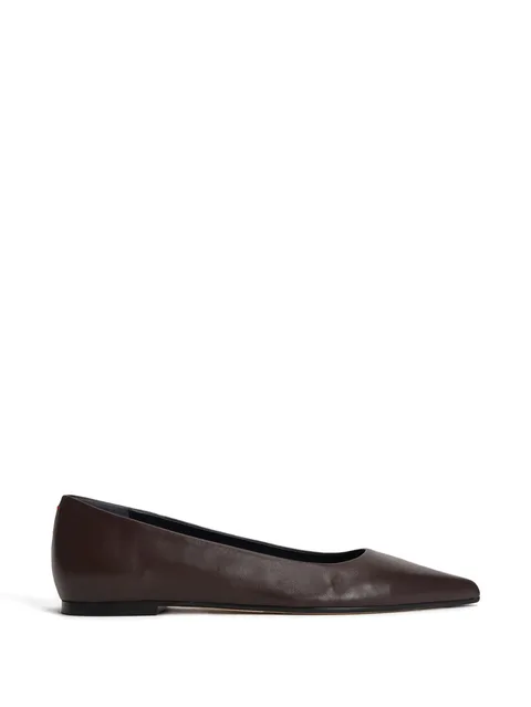 pointed pumps