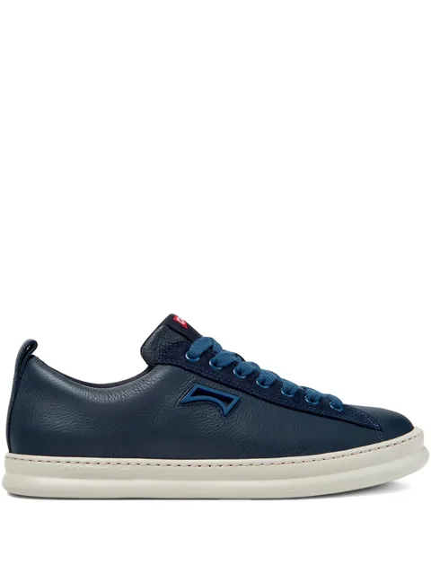 Runner logo leather sneakers