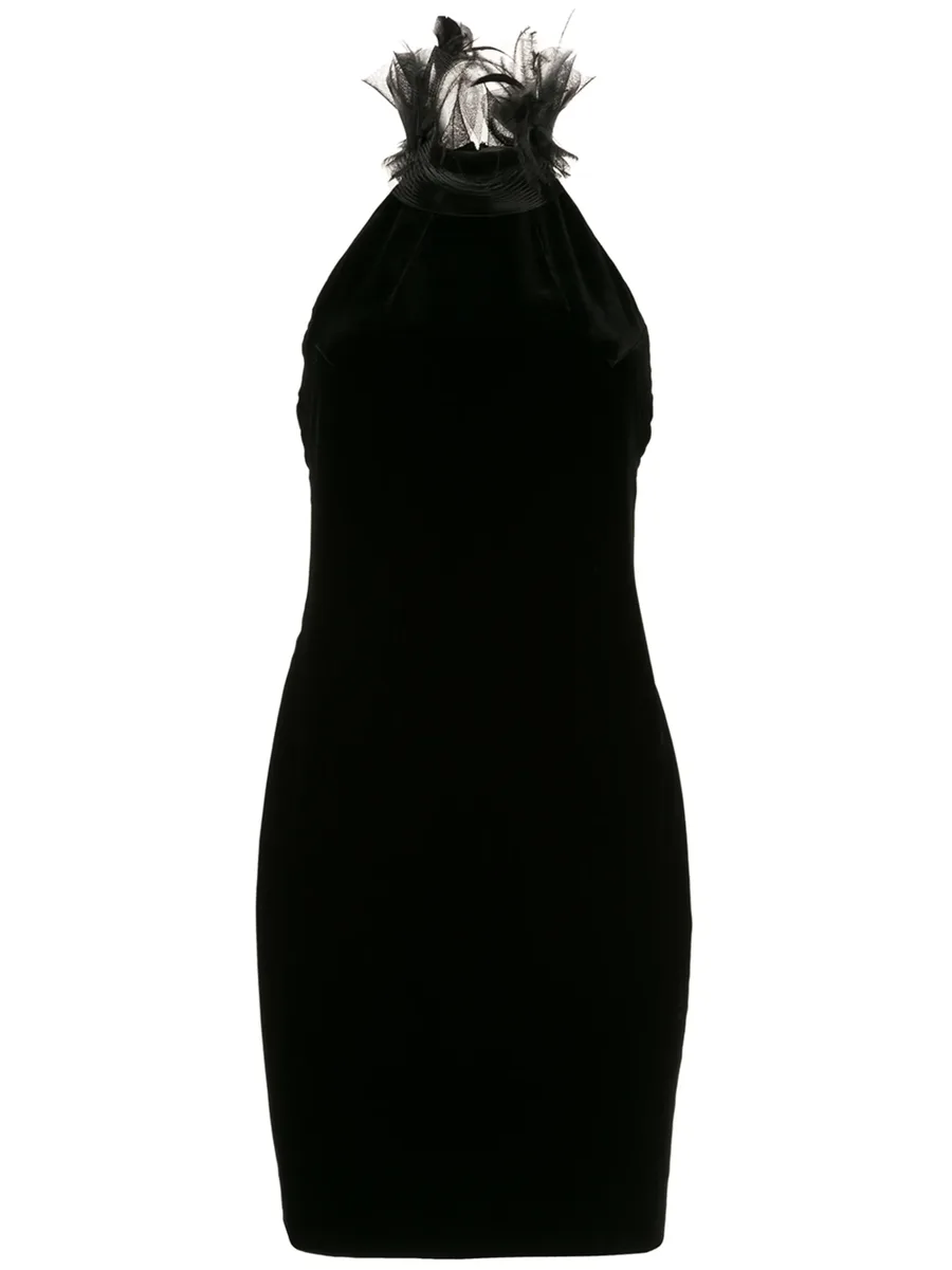 платье с вырезом халтер и оборками 2