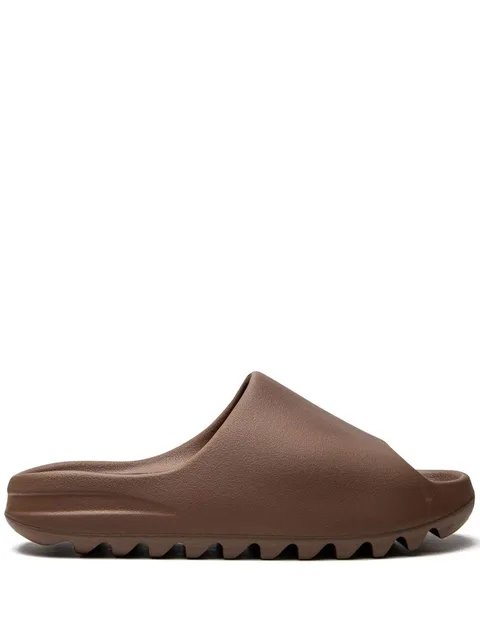 шлепанцы YEEZY Flax