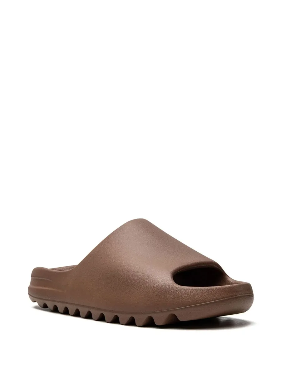 шлепанцы YEEZY Flax 4