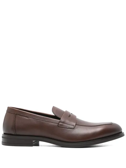 Club Classic loafers