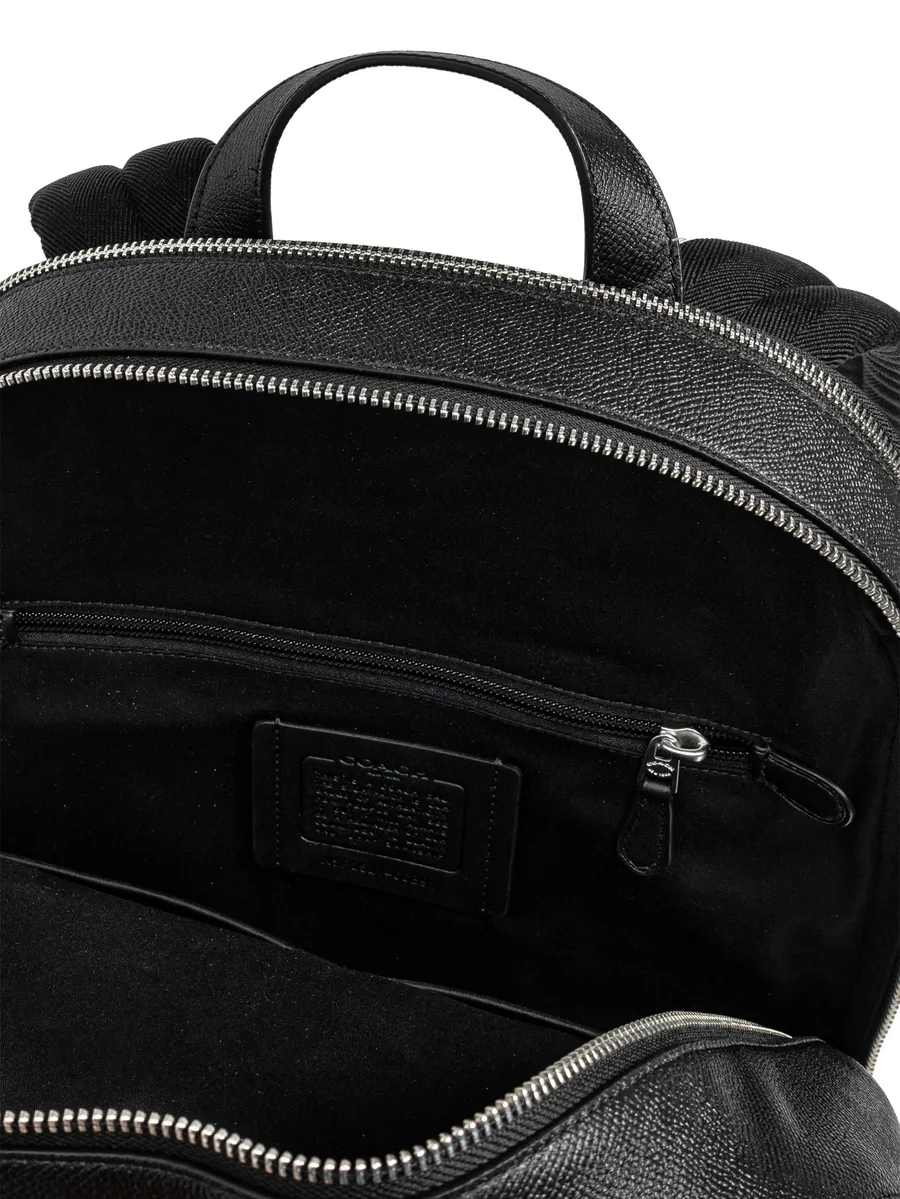 Wade backpack 5