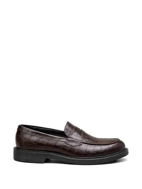 embossed-pattern loafers