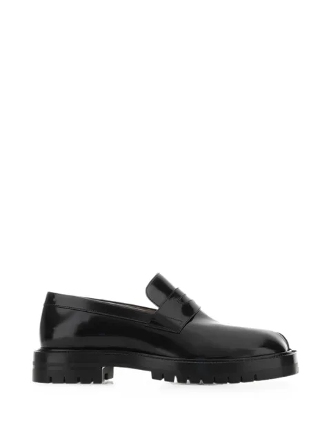 Tabi leather loafers