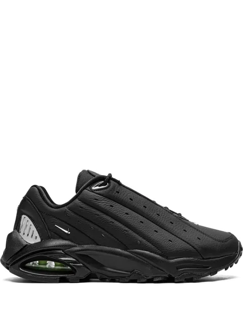 кроссовки Hot Step Air Terra Nocta из коллаборации с Drake
