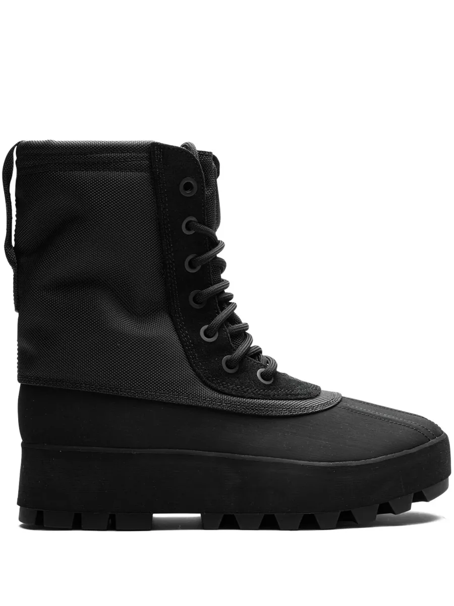 Yeezy 950 "Black" boots 1