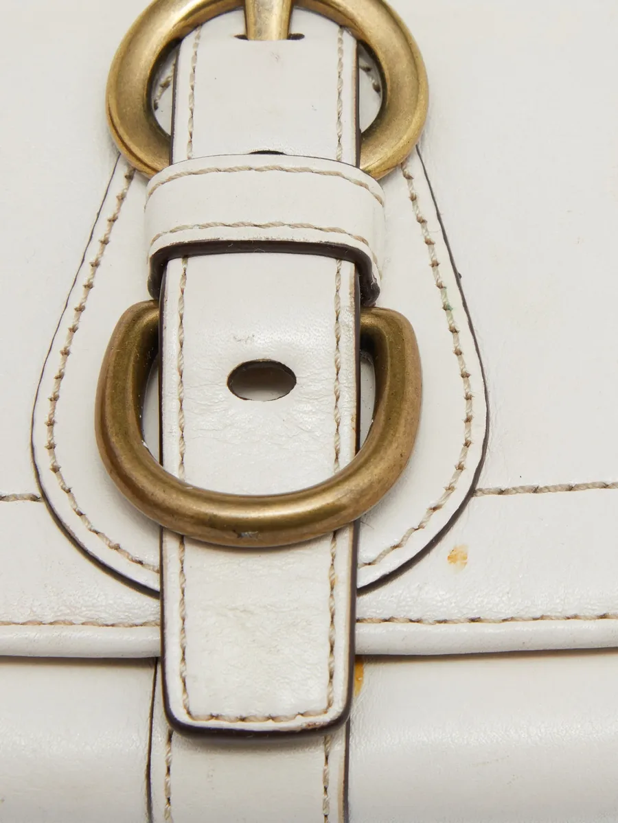 buckle-detail compact wallet 4