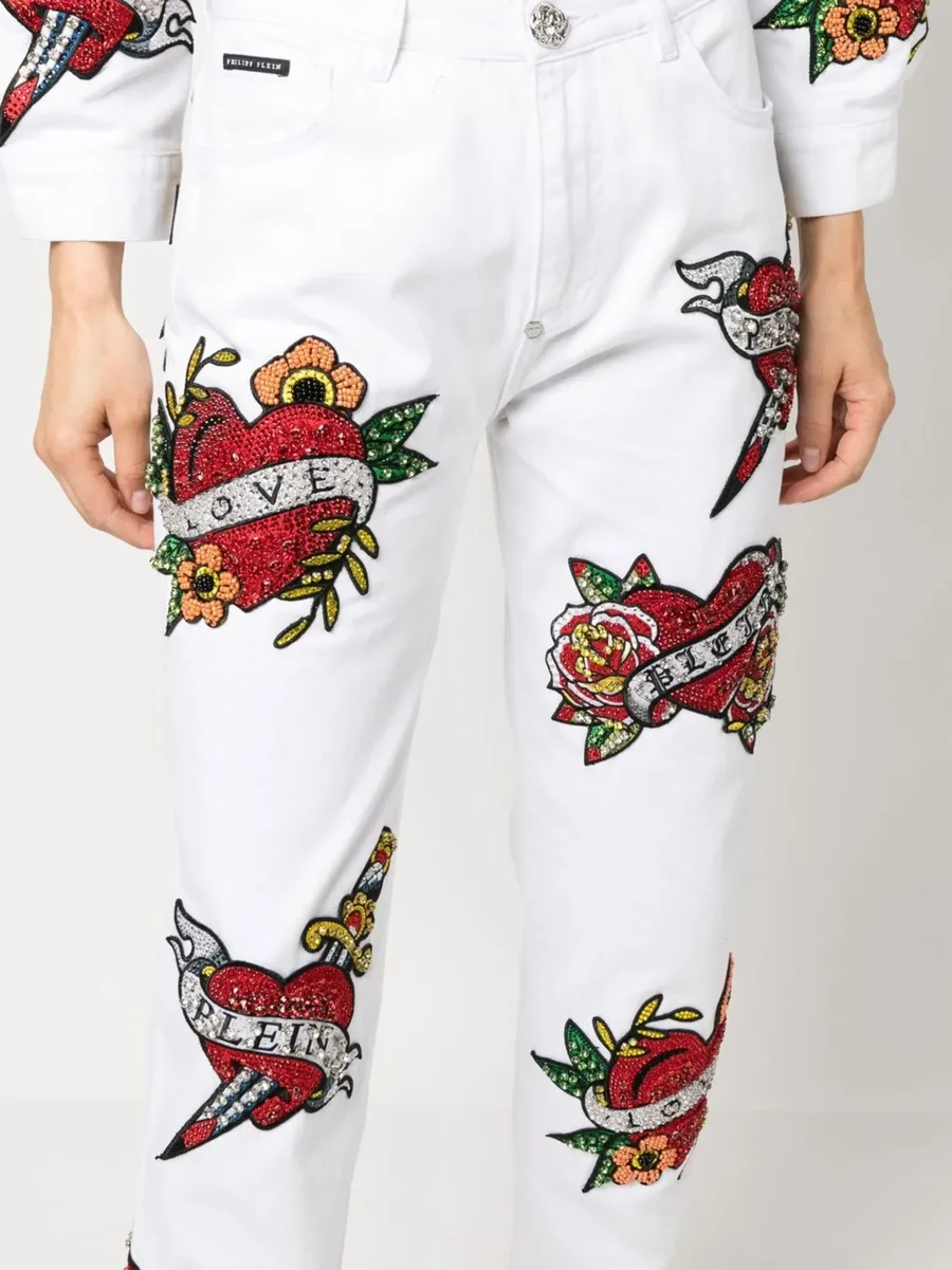mom-cut Love jeans 9