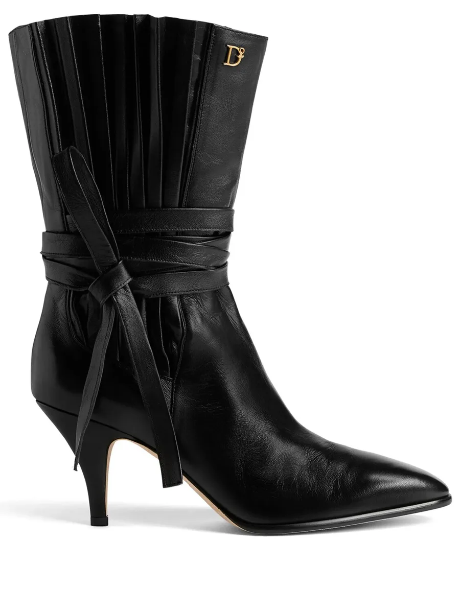 logo-plaque self-tie leather boots 1
