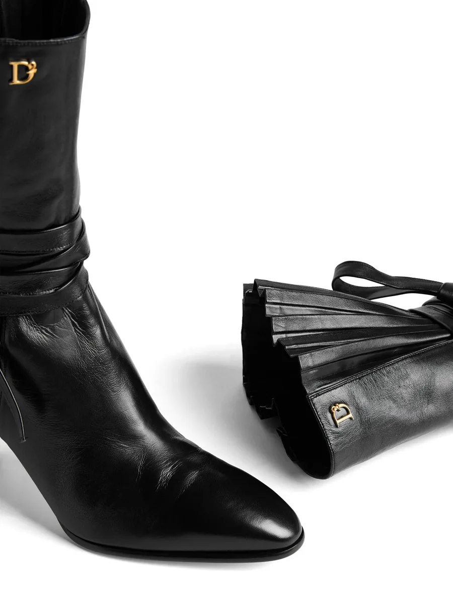 logo-plaque self-tie leather boots 10