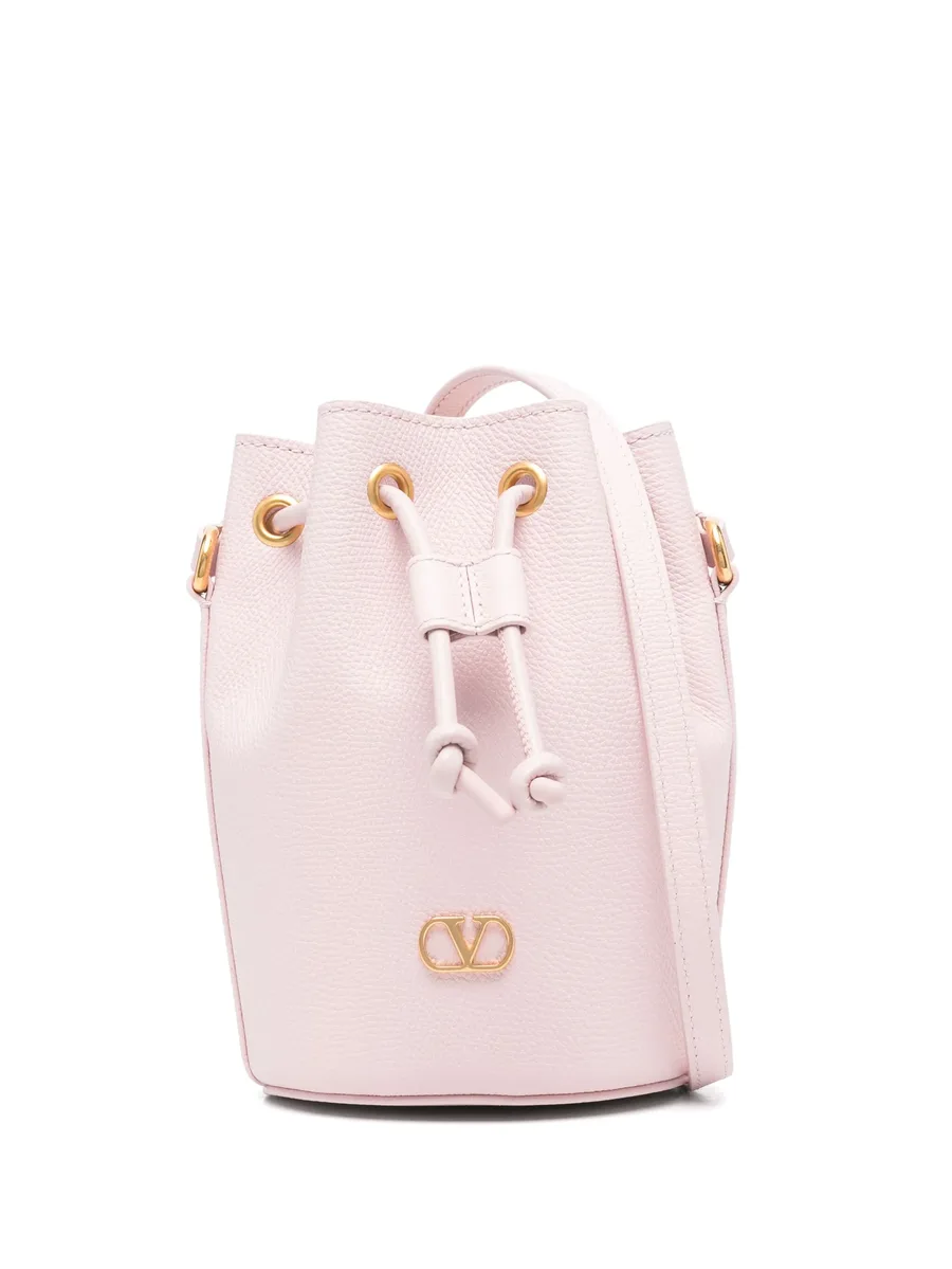 VLogo bucket bag 1