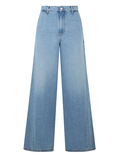 stonewashed jeans