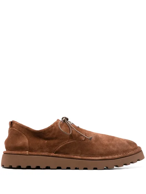 дерби на шнуровке