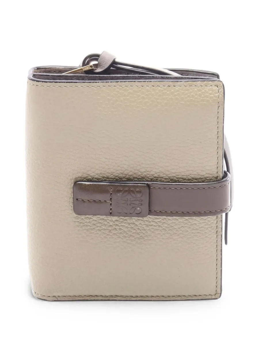 2000s Anagram bi-fold wallet 2