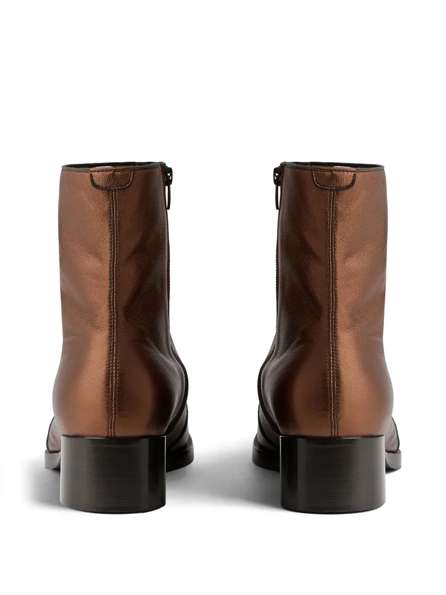 metallic-effect leather boots 5