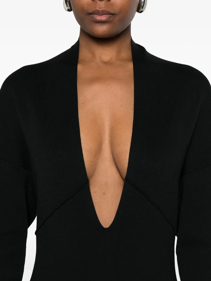 v-neck maxi dress 9