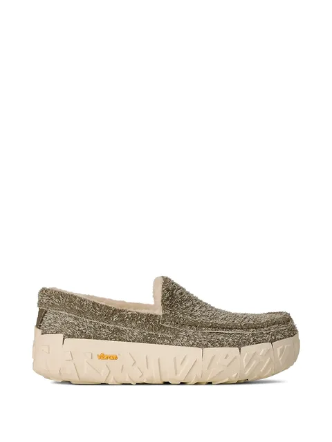 Ascot pull tab at rear loafers