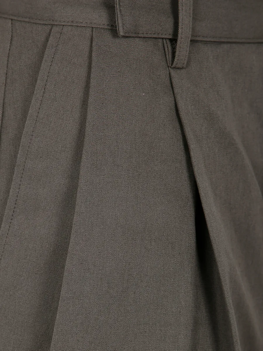 pleated shorts 5