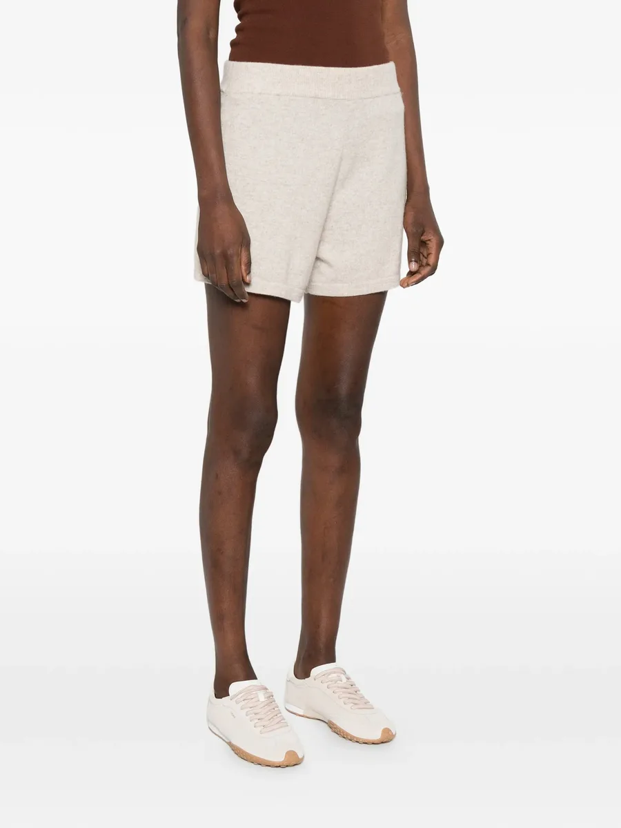 elasticated-waist shorts 5