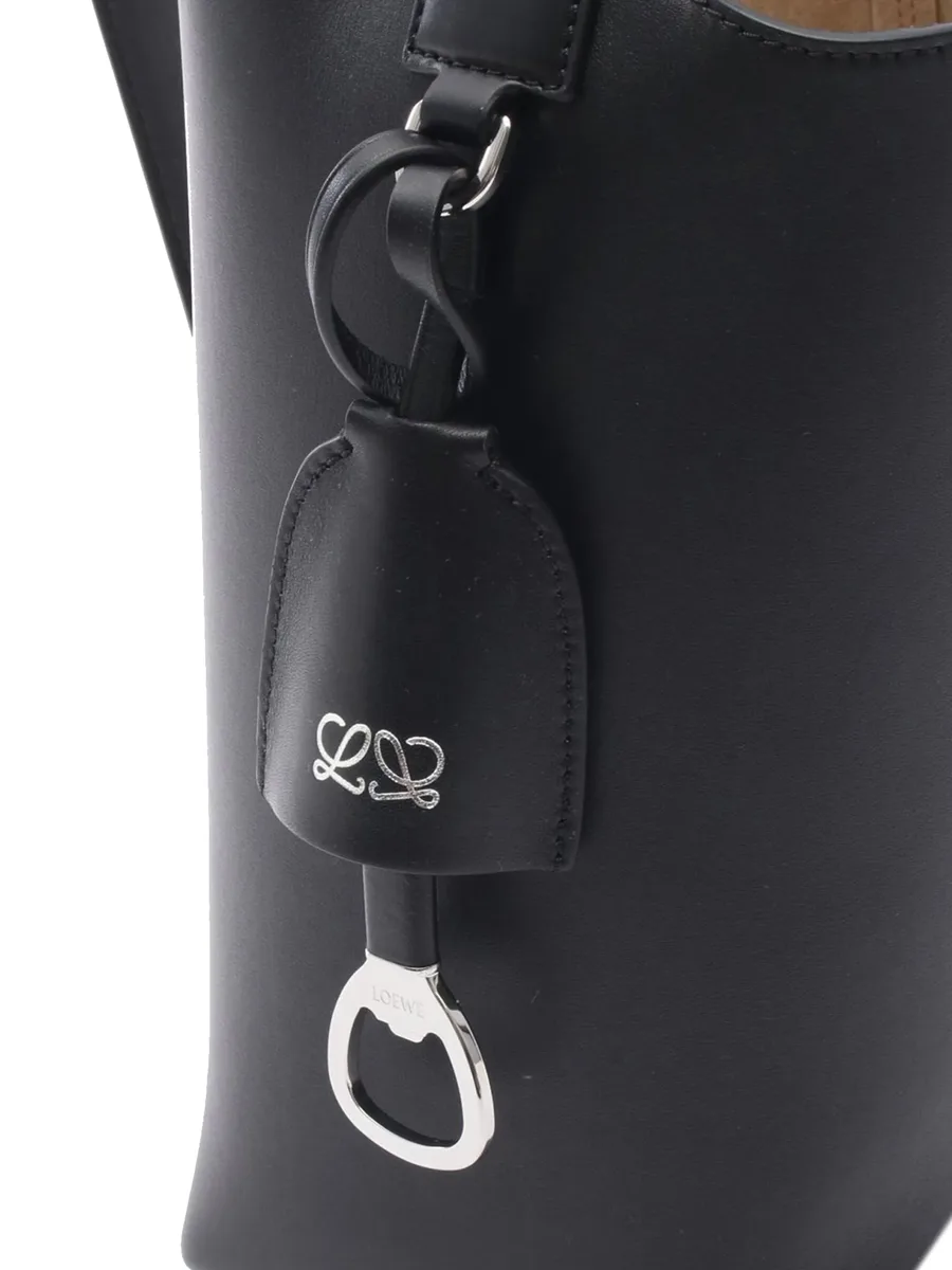 2010-2026 Medium Calfskin Bilbao bucket bag 3