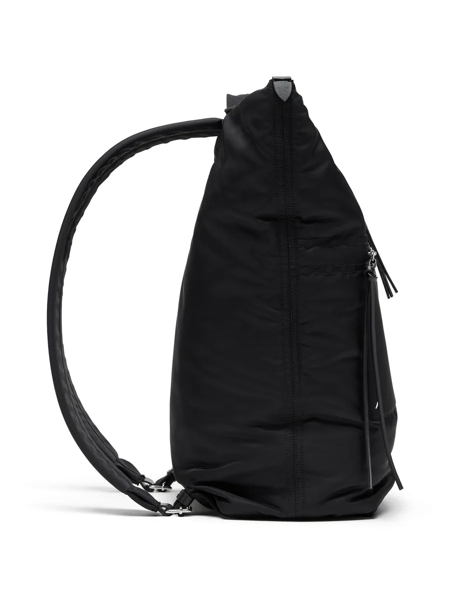 zip backpack 8