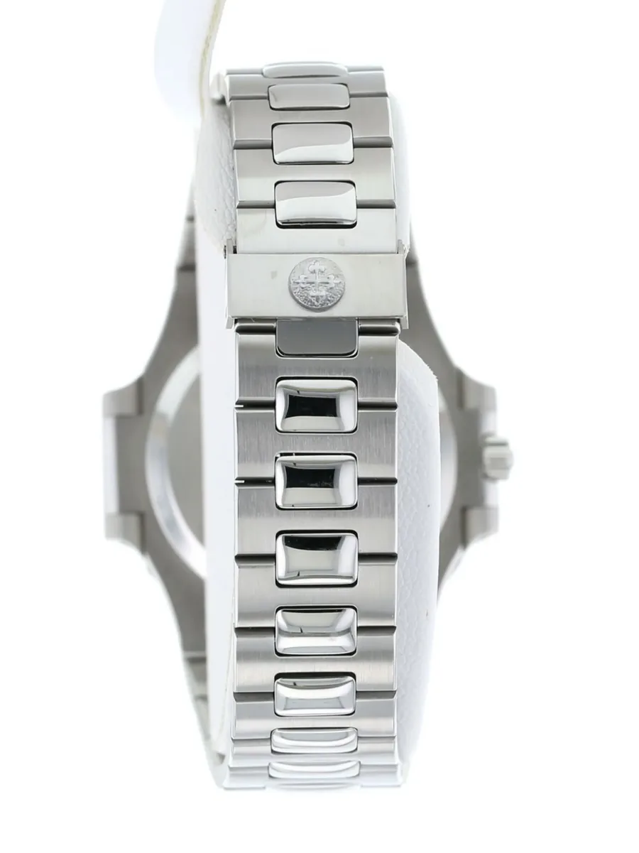 наручные часы Nautilus pre-owned 33 мм (1990-е годы) 7