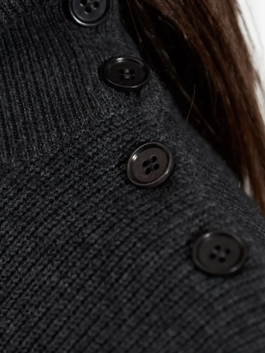 button roll-neck sweater 9