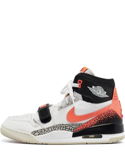 кроссовки Air Jordan