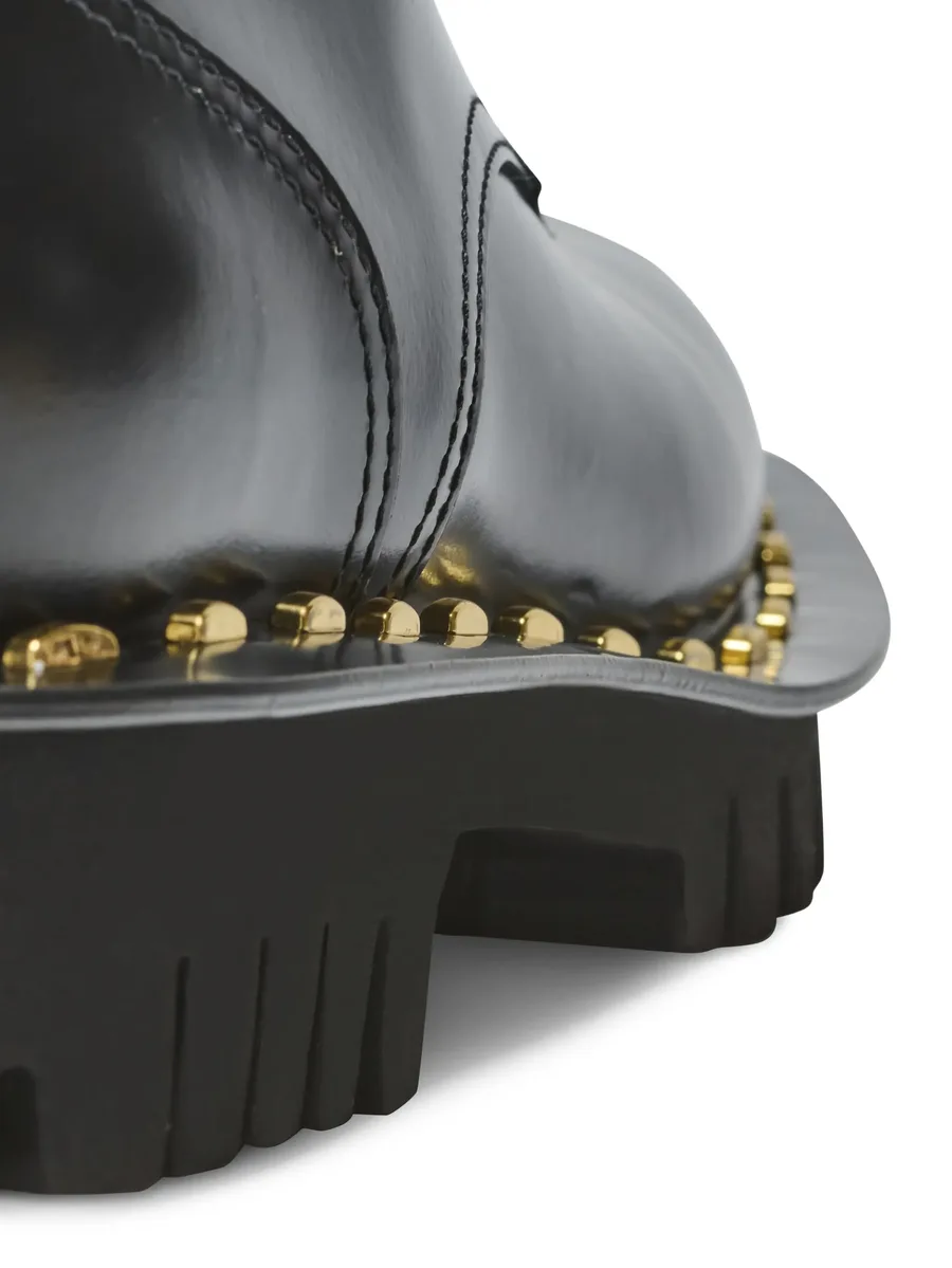 Glazed combat boots 13