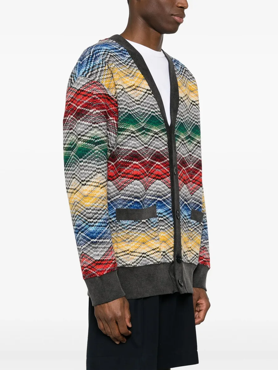 Zigzag V-neck cardigan 6