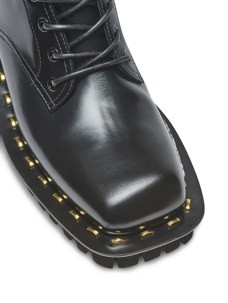 Glazed combat boots 9