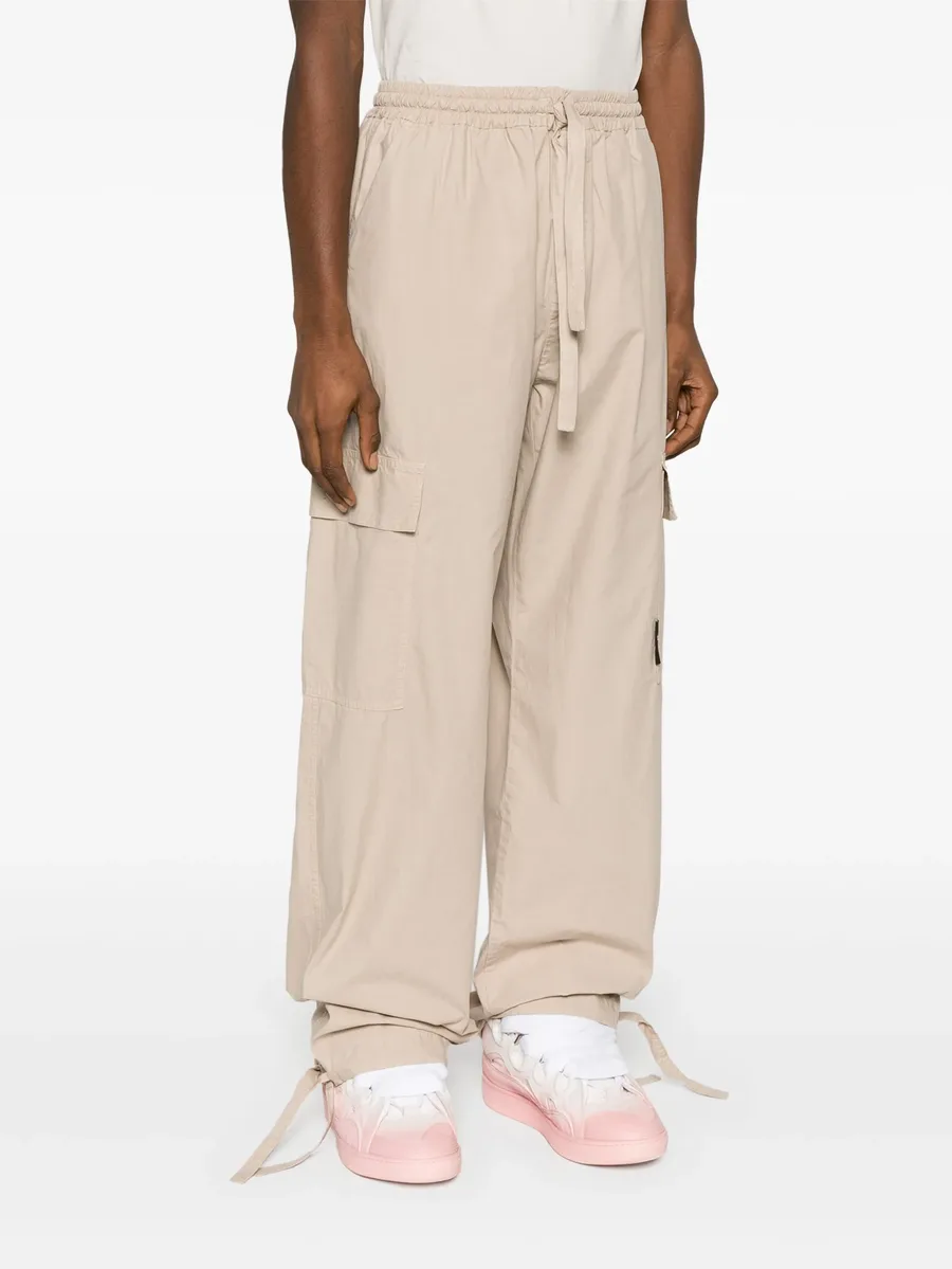 straight-leg cargo trousers 5