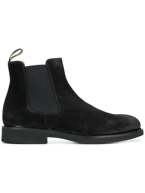 Chelsea boots