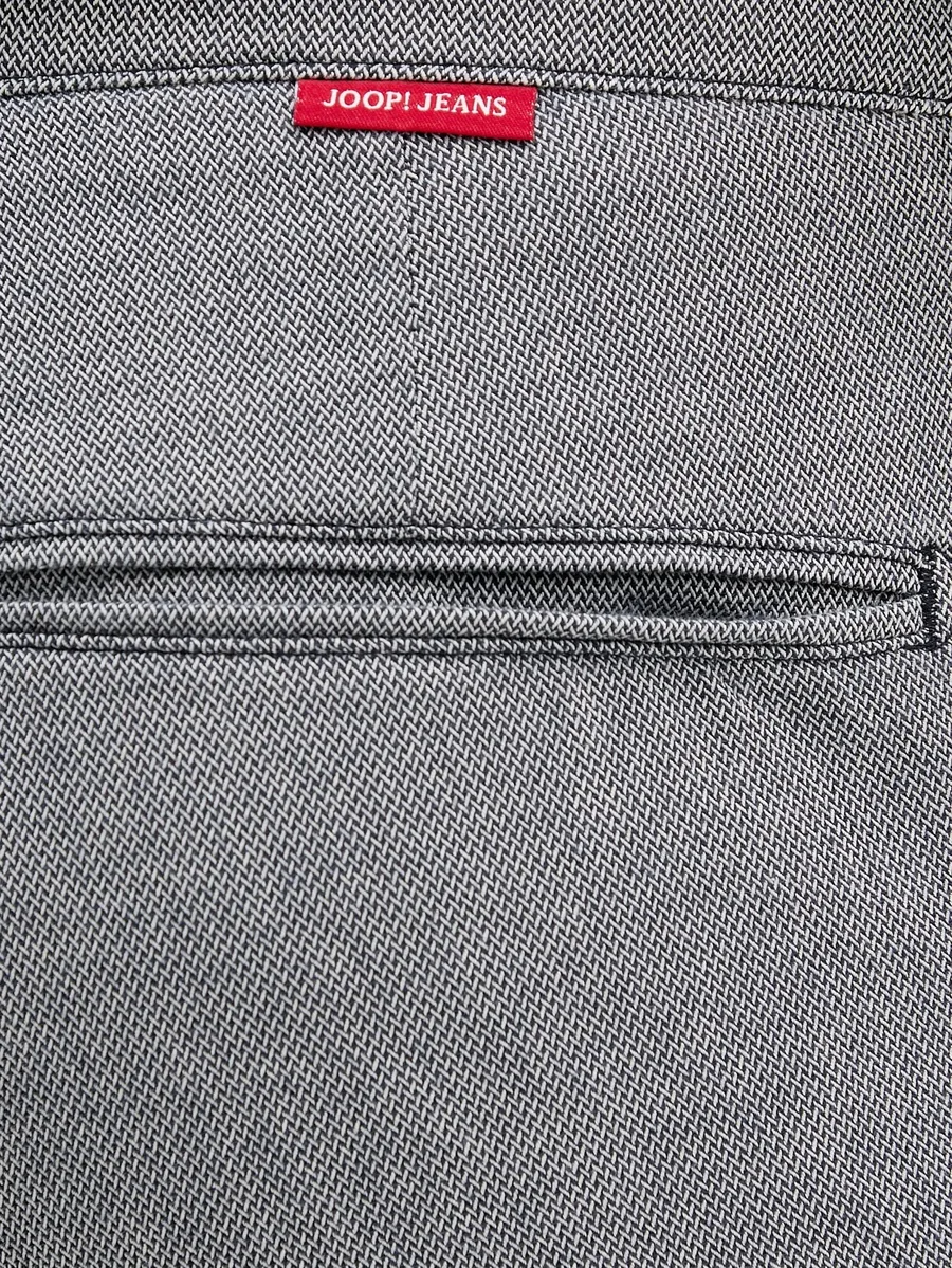 belt-loops patterned trousers 8