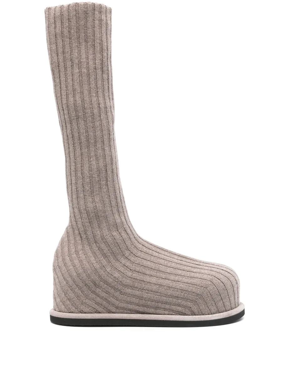 Veneda boots 1