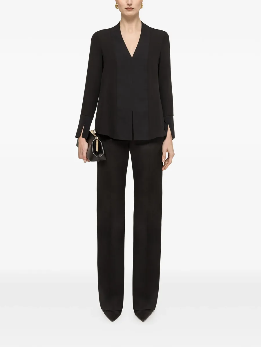 V-neck panelled top 4